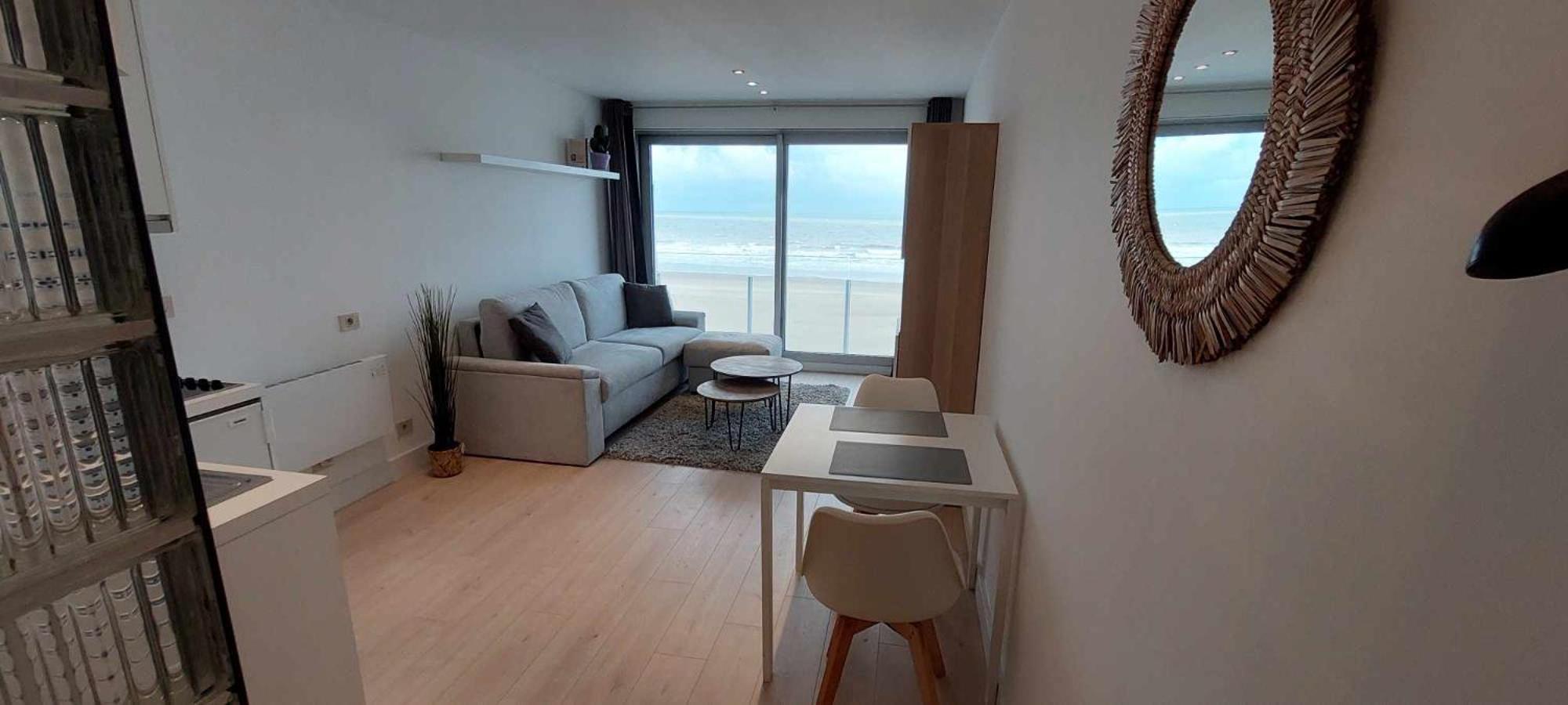 Studio Met Frontaal Zeezicht Middelkerke Εξωτερικό φωτογραφία